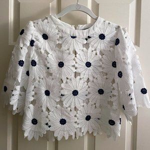 Gracia Big Flower Lace Top Size Small